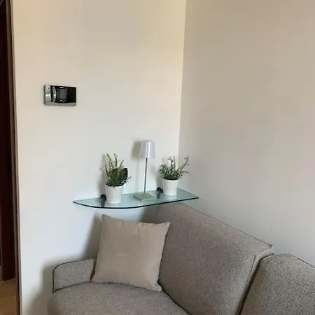 In Center Ca Del Pescatore View Lierna