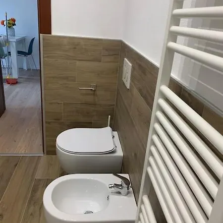 In Center Ca Del Pescatore View Lejlighed Lierna